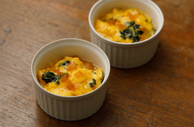 奈良漬けとチーズとケールのスクランブルエッグ