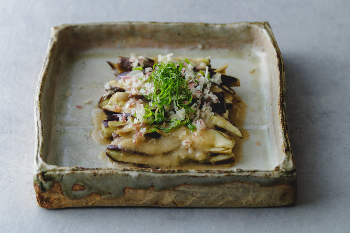 蒸し茄子の柚子胡椒ダレのマリネ